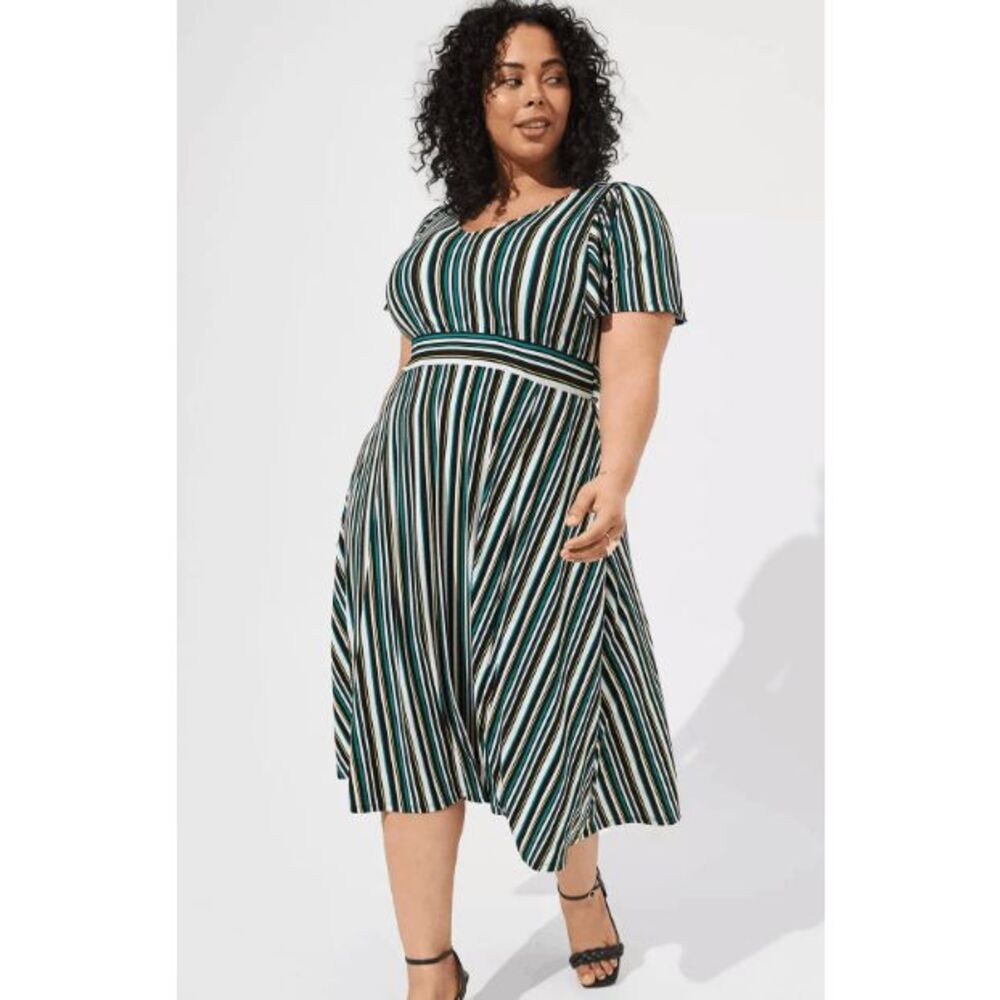 Torrid Midi Crepe Studio Knit Flutter Sleeve Dres… - image 1